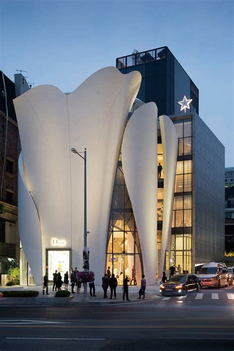 dior's flagship store